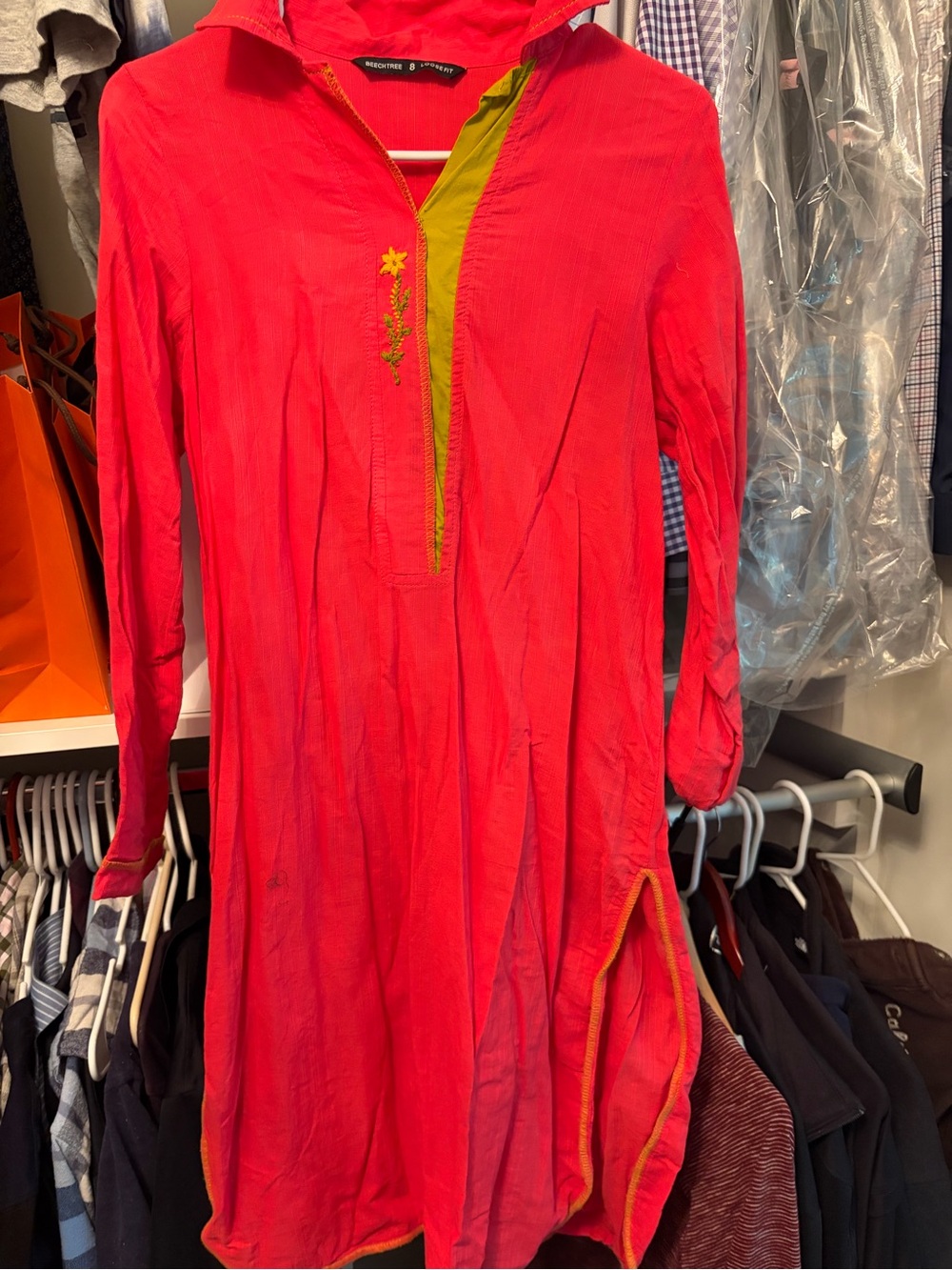 Women’s Pink Floral-Embroidered Kurta with Contrast Trim